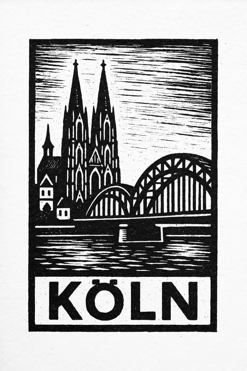 Schwarz-weißes Linolschnitt-Stil-Bild der Kölner Skyline mit Kölner Dom, Hohenzollernbrücke und Rhein, Schriftzug KÖLN.